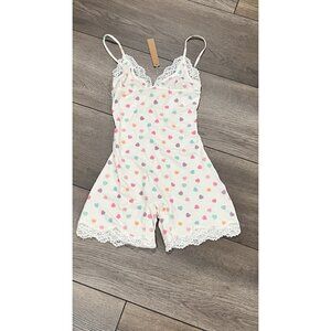 NWT Skims Fits Everybody Lace Triangle Romper Marble Candy Heart Print Small